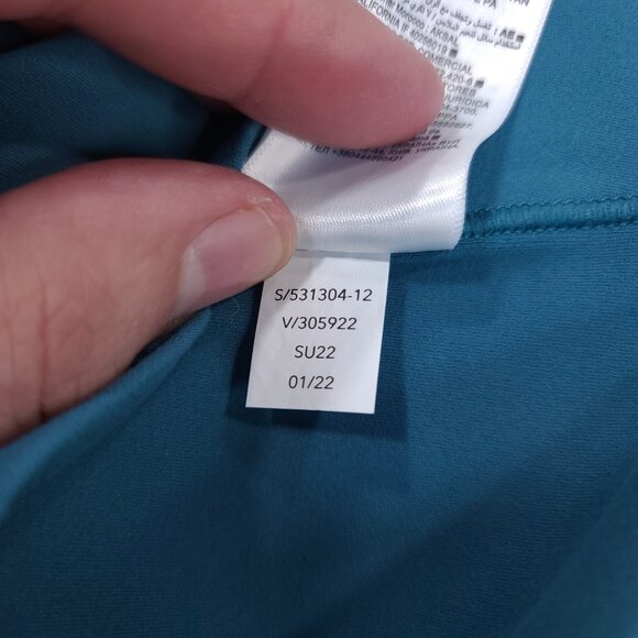 Athleta Pants Womens XL Blue Salutation High Rise Capri Lightweight Knit Comfort - Picture 7 of 7